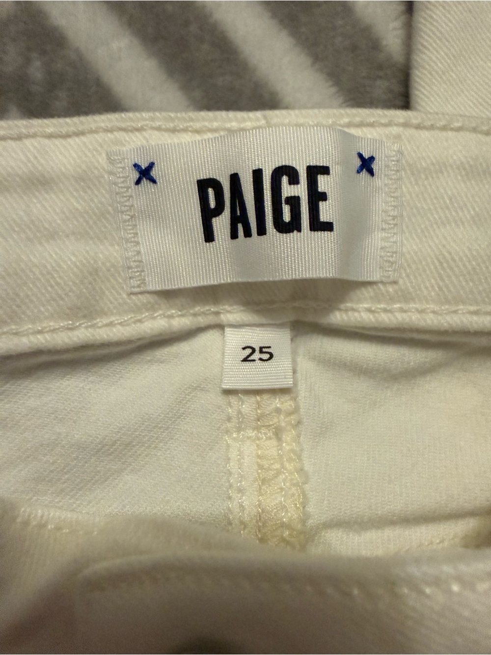 PAIGE Cream Skinny Jeans - Picture 4 of 6